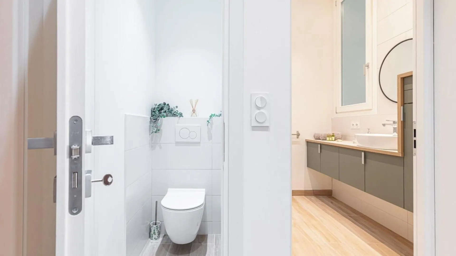 Gesu - 2 Bedroom In Old Town - Gesu Square نيس شقة
