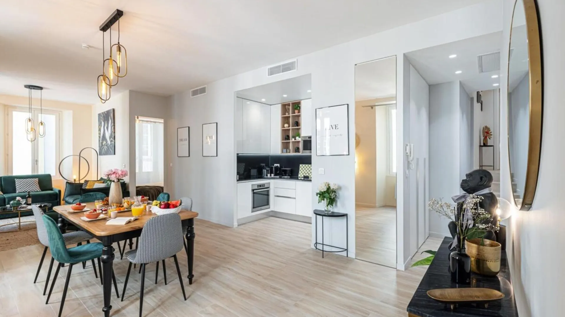 Gesu - 2 Bedroom In Old Town - Gesu Square نيس 0*,  فرنسا