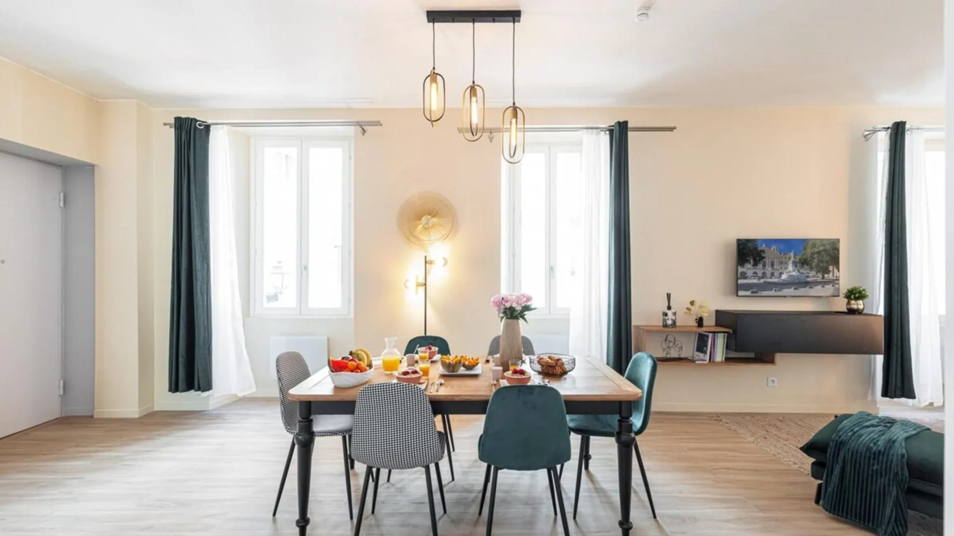 Gesu - 2 Bedroom In Old Town - Gesu Square نيس شقة